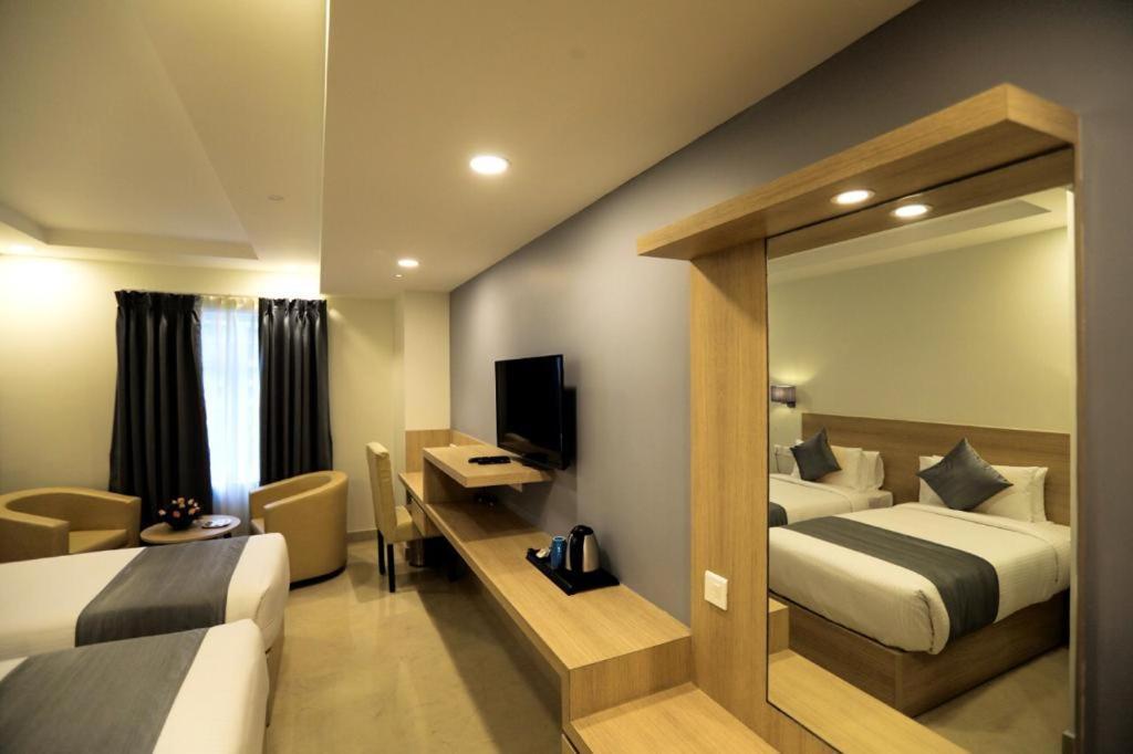 Pp Residency Hotel Covelong Luaran gambar